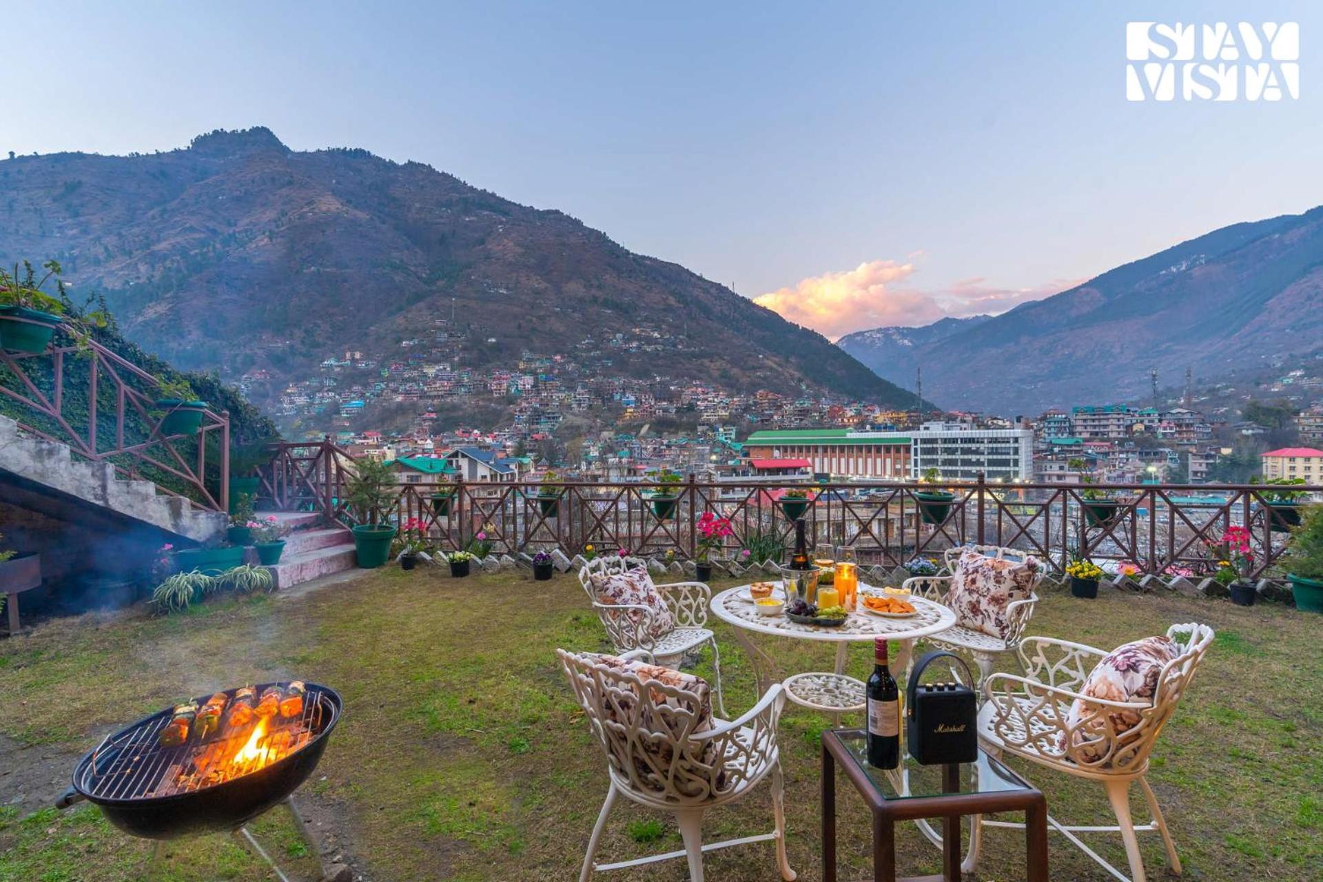 Stayvista At The Manor With Mountain View & Fireplace Manali  Exterior photo